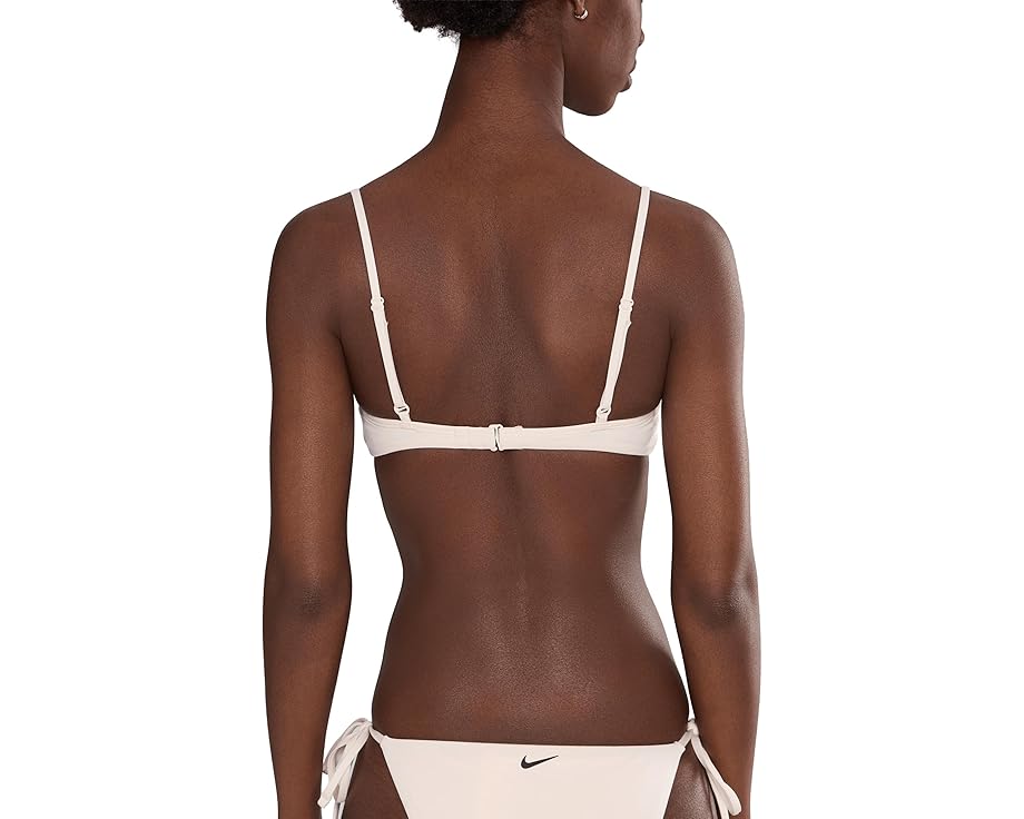 Nike Effortless Essential Топ бикини в стиле бралетт со съемными чашками