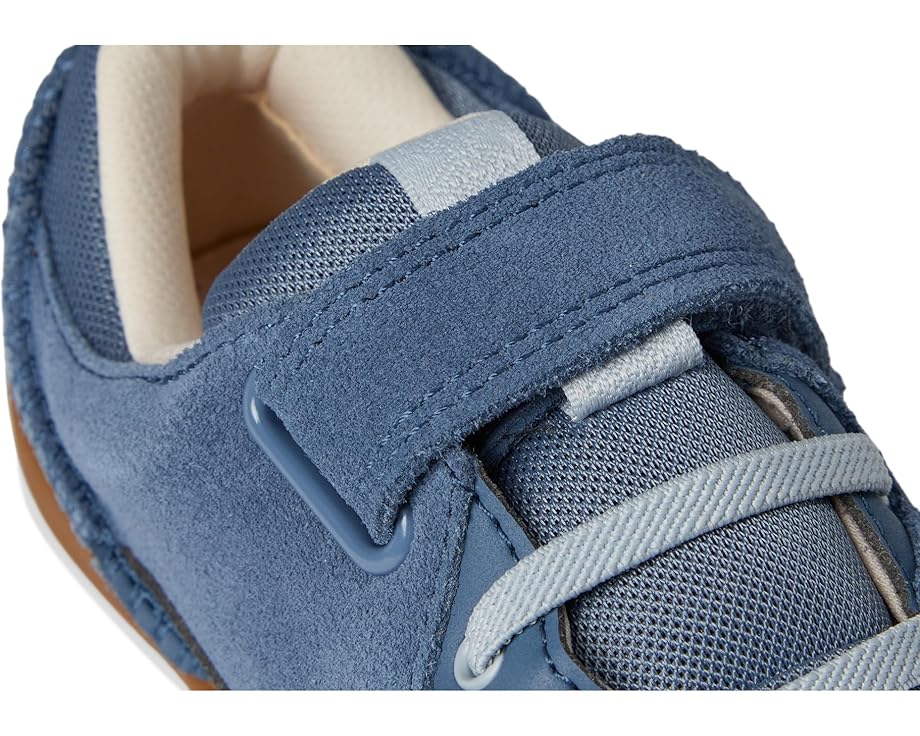 Кроссовки Adventurer Sneaker от UGG Kids для детей со стирающимся верхом