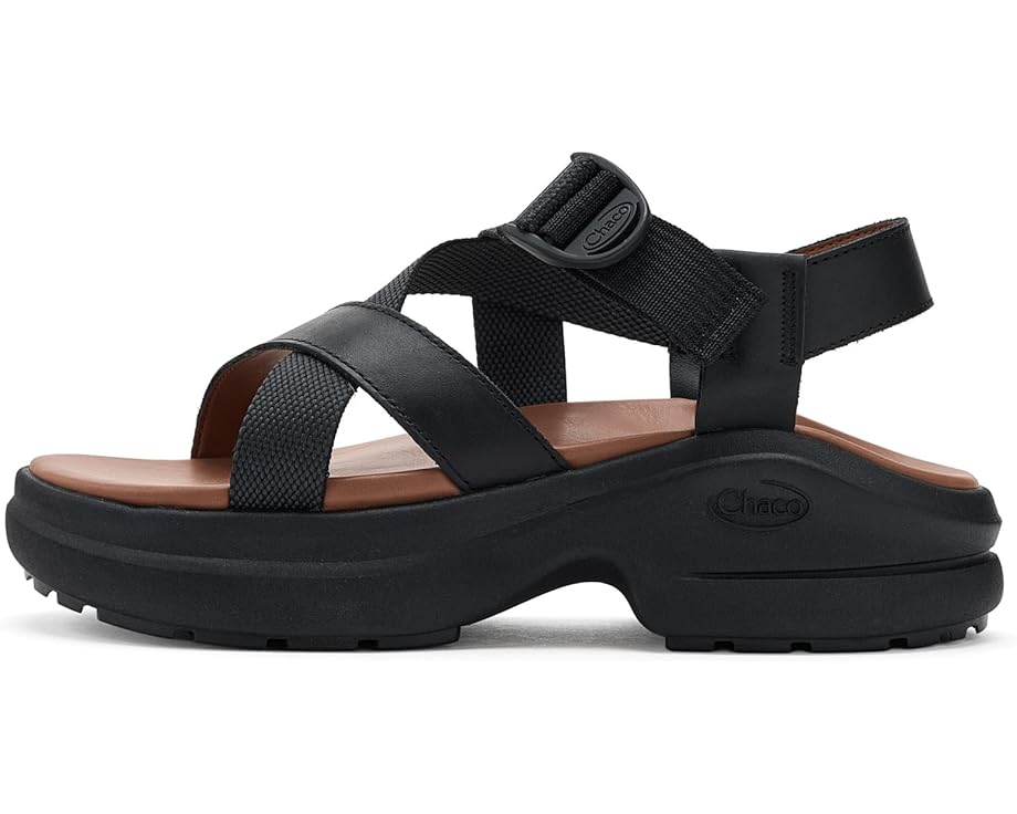 Сандалии Chaco Cushform на кожаной подошве с каблуком
