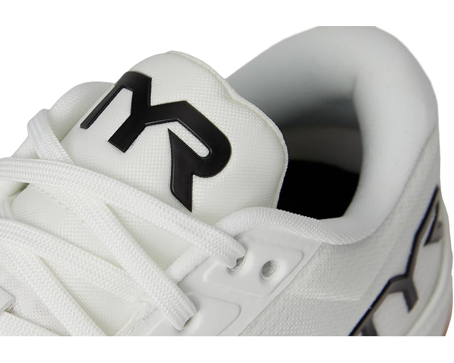 Кроссовки TYR Carbon Elite Trainer с карбоновой пластиной и пеной SURGENRG