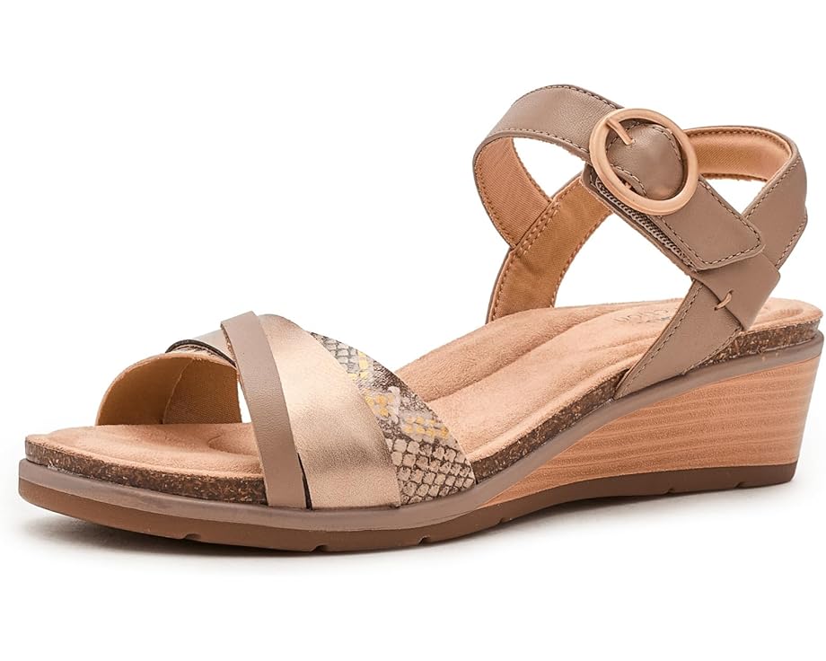 Сандалии Kacha Twist Clarks на низком клине 55 мм с контрастными ремешками и липучкой