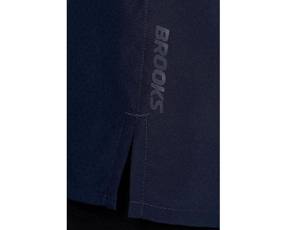 Шорты Brooks Dash 2-в-1 с карманами для телефона