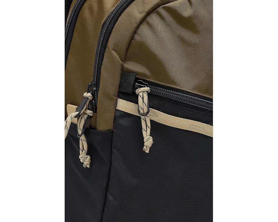 Рюкзак Commuter Backpack для города и троп с отделением для ноутбука Topo Designs