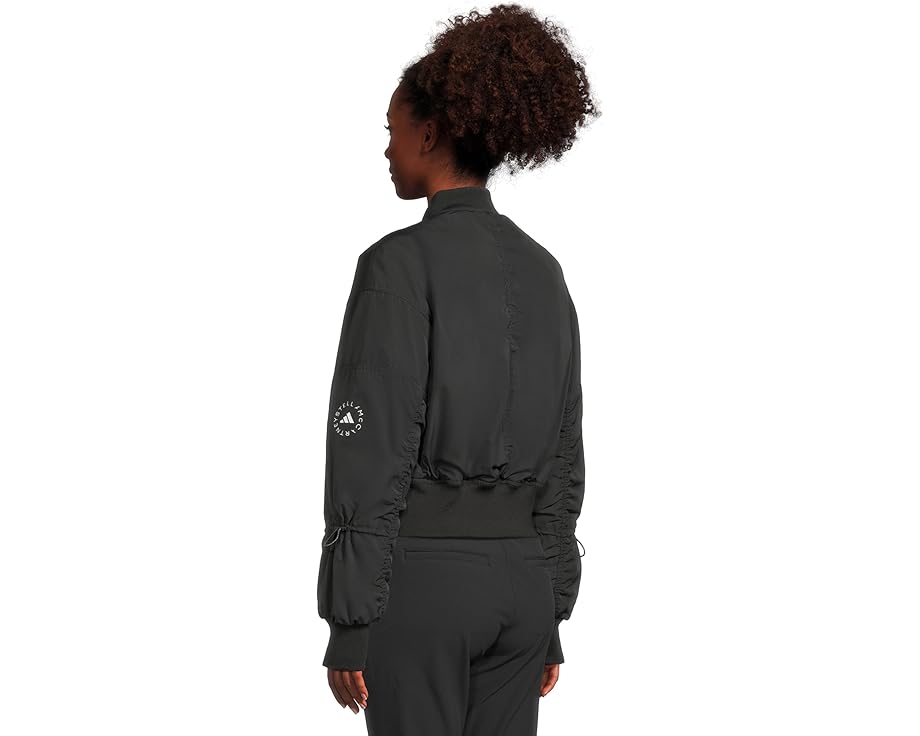 Куртка-бомбер adidas by Stella McCartney Cropped с технологией WIND.DRY