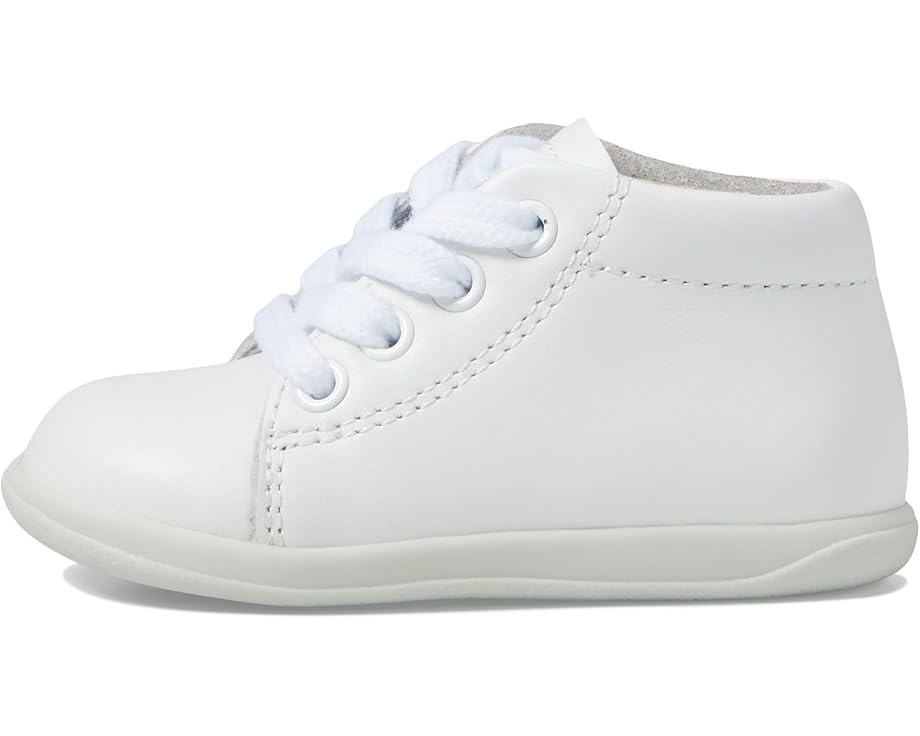 Обувь для первых шагов FootMates Angel с системой Custom Fit и поддержкой свода стопы