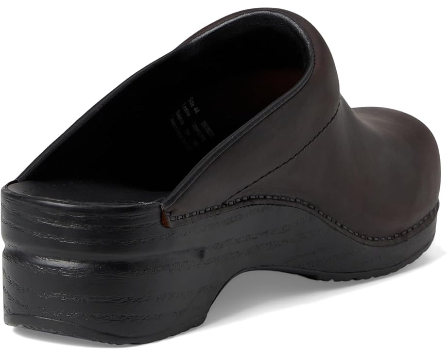 Клог Dansko Karl из прочной кожи для работы