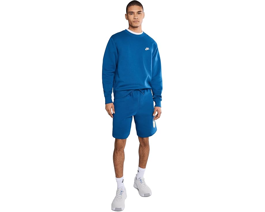 Свитшот Nike Club Basketball Crew с начесом и длинными рукавами