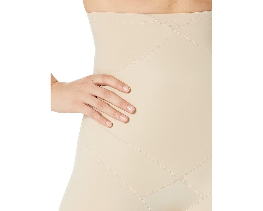 Утягивающие шорты Miraclesuit Shapewear с высокой талией 33 см для коррекции живота