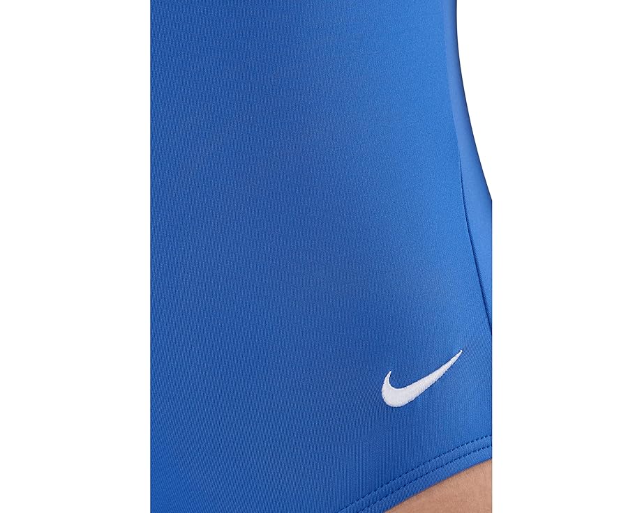 Цельный купальник Nike Effortless Essential с U-образной спинкой и встроенным бюстгальтером