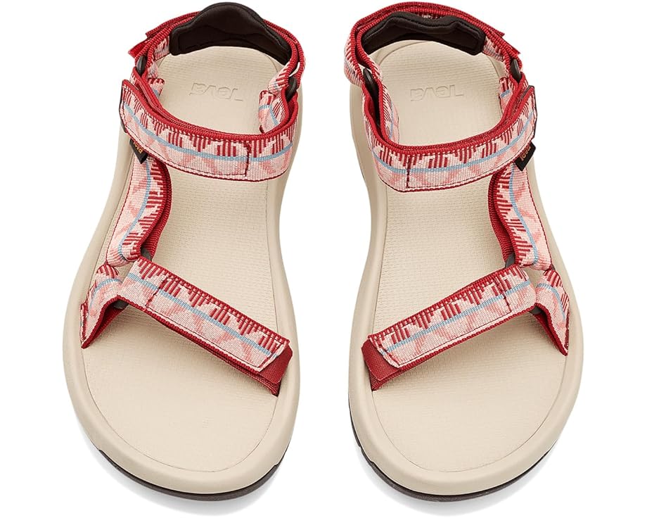Teva Hurricane XLT3 с обновлённой технологией и универсальной системой ремешков