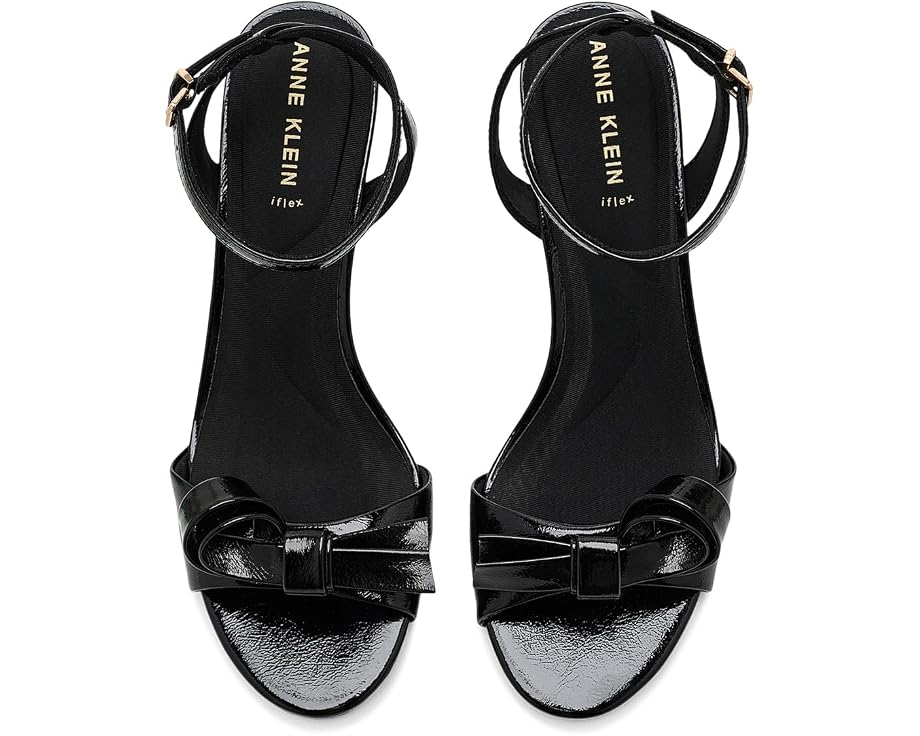 Босоножки Anne Klein Jeanne на каблуке с ремешком