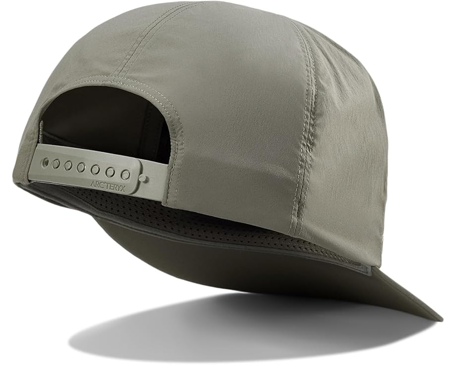 Кепка Arc'teryx Silex Cap из нейлона и спандекса с внутренней сетчатой повязкой