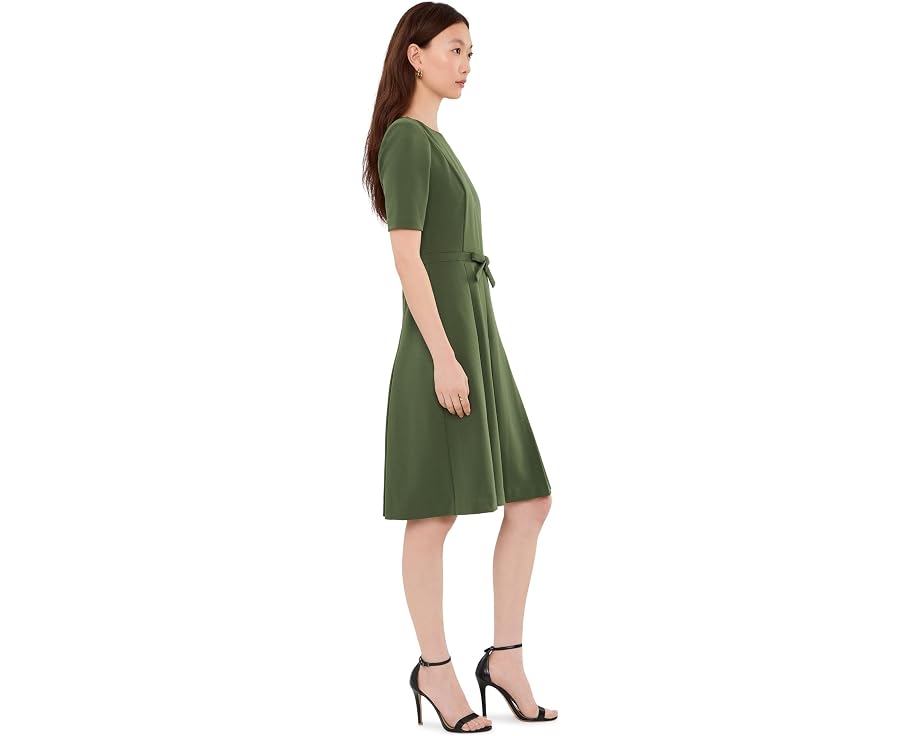 Платье Adrianna Papell Knit Crepe с бантом на поясе, приталенный крой