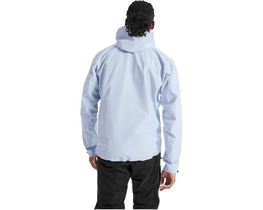 Куртка Arc'teryx Beta с технологией GORE-TEX и встроенным отражателем RECCO