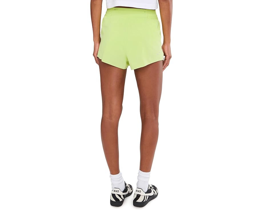 Беговые шорты Nike Swift Dri-FIT с заниженной талией и вшитыми шортами длиной 2.5 дюйма (6.35 см)
