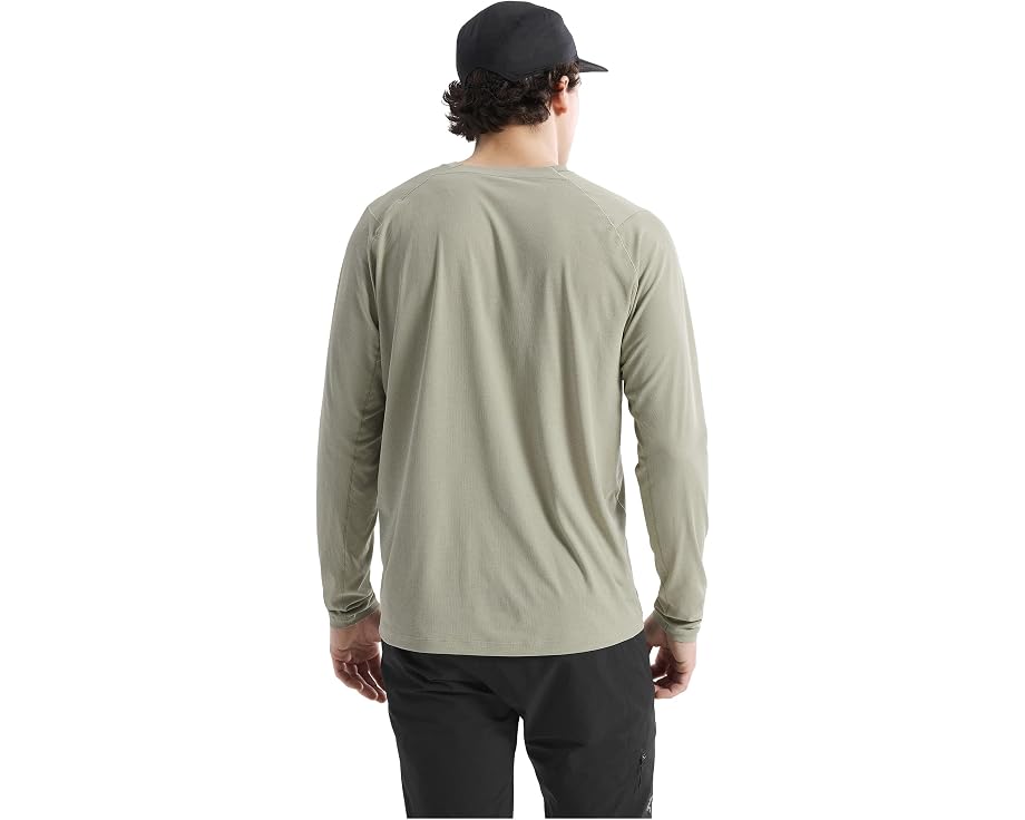 Футболка Arc'teryx Cormac с длинным рукавом для активного отдыха