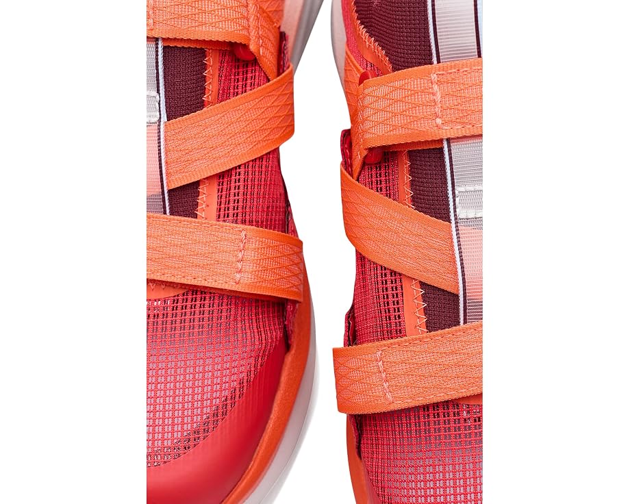 Кроссовки Teva Aventrail R2T для трейлового бега
