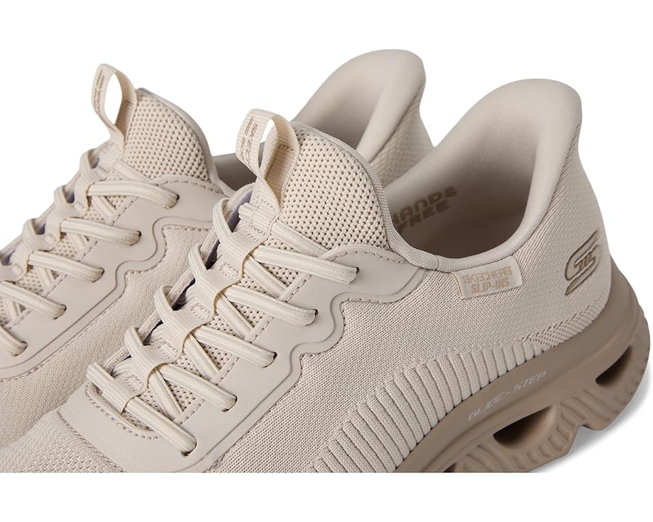 Кроссовки BOBS from SKECHERS Hands Free Slip-Ins Bobs Arc Waves с технологией Glide Step