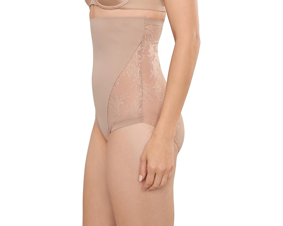Шорты Miraclesuit Modern Romance с кружевом и высокой талией