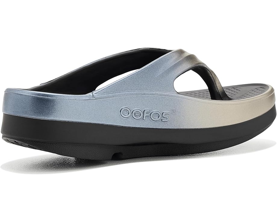 Сандалии OOFOS Oomega Oolala Luxe Thong на платформе 4 см