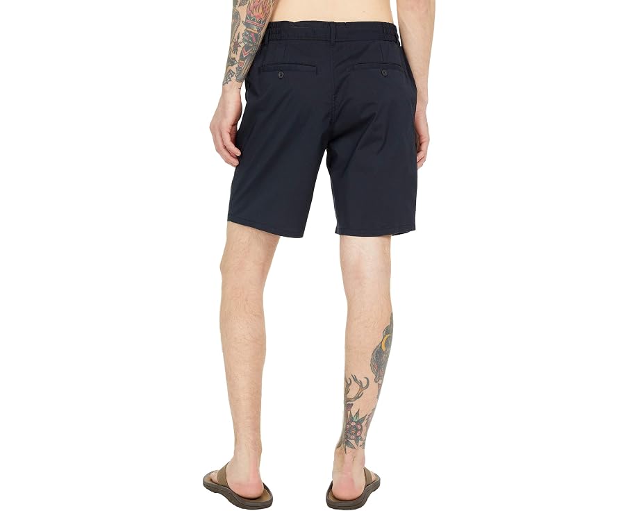 In The Moment 19" Hybrid Shorts
