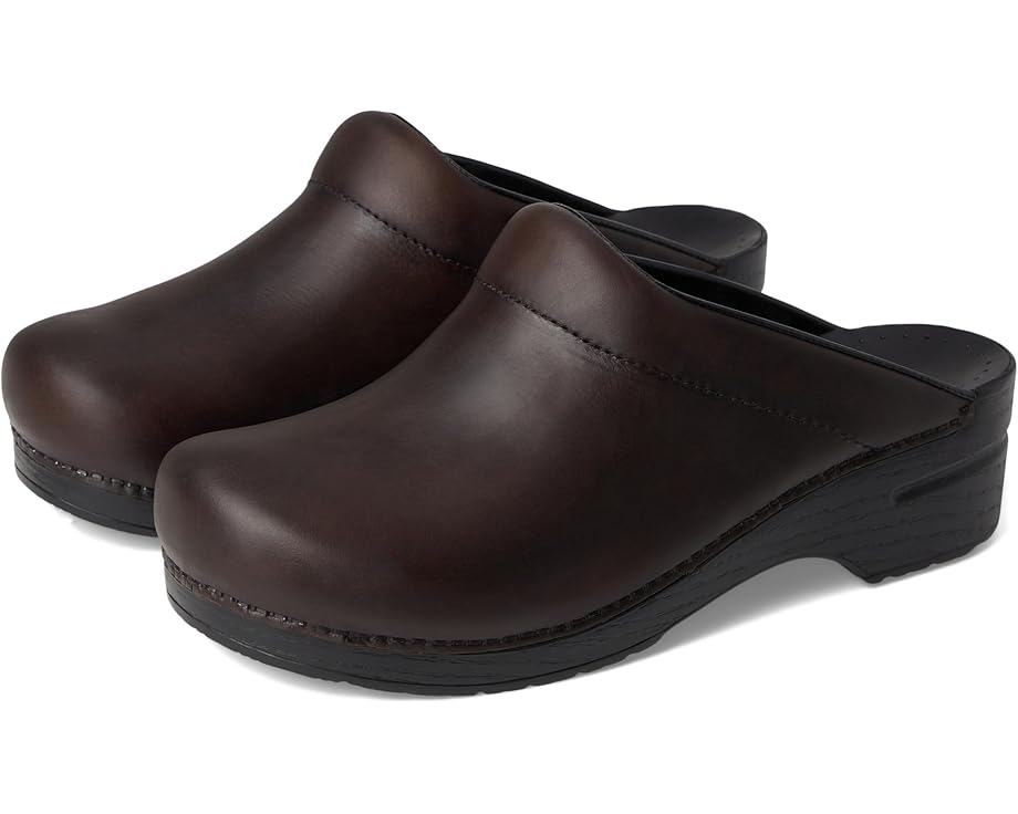 Клог Dansko Karl из прочной кожи для работы