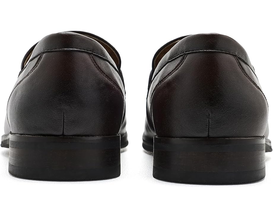 Лоферы Kenneth Cole Miller с металлическим логотипом и низким каблуком