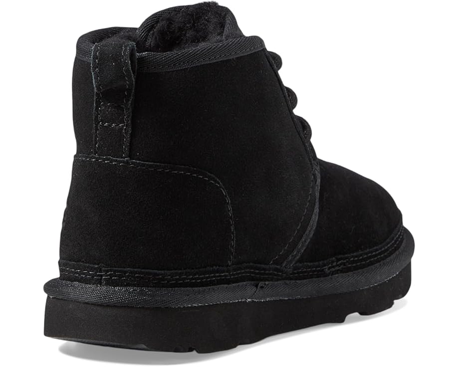 Ботинки UGG Kids Neumel II с подкладкой из овчины и гибкой подошвой