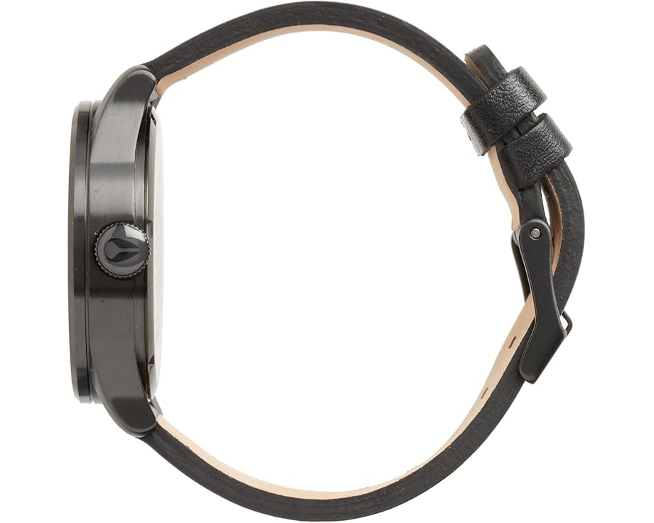 Наручные часы Nixon Sentry Leather с кожанным ремешком и календарем