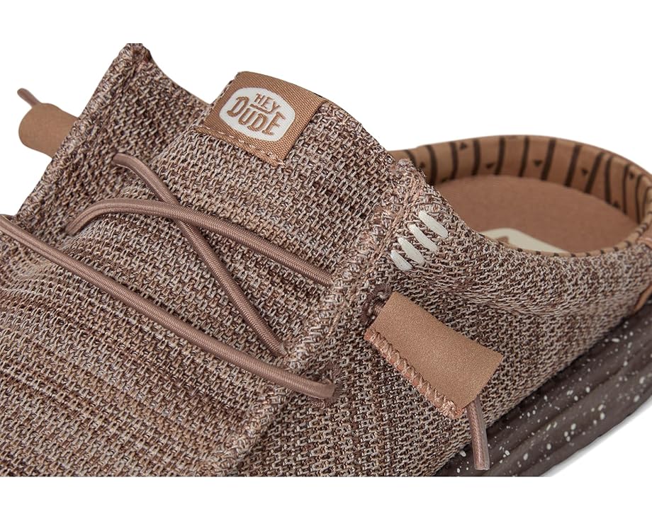 Кроссовки Hey Dude Wally Slip Stretch Sox с эластичными шнурками и технологией Flex & Fold
