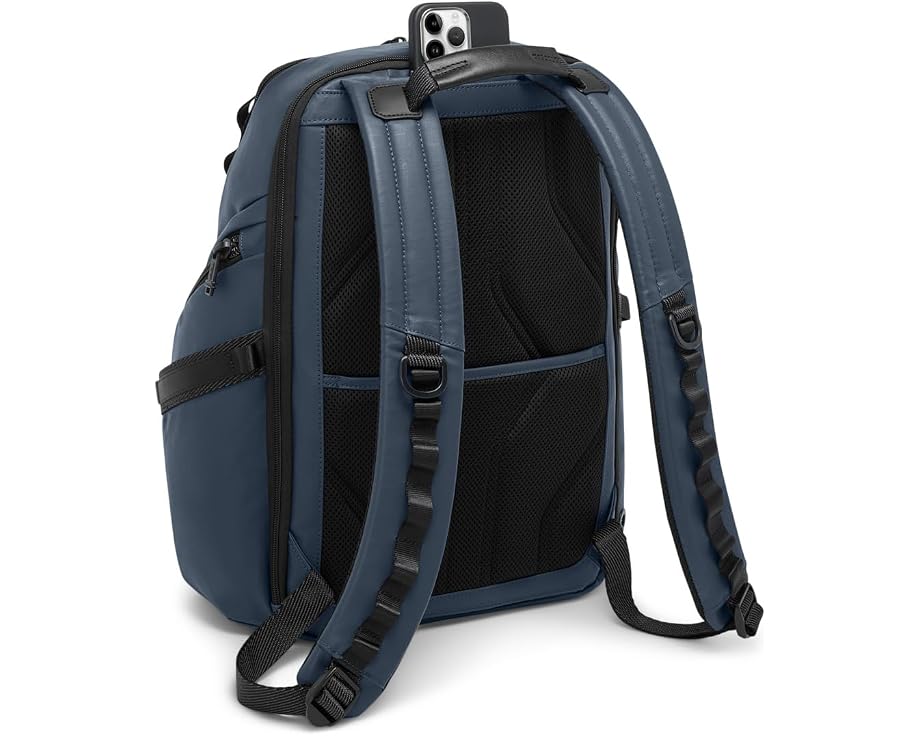 Рюкзак Tumi Search с отделением для ноутбука и прочным корпусом