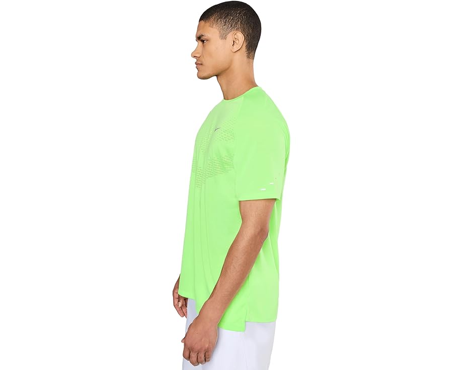 Беговой топ Nike Stride Dri-FIT Adv с коротким рукавом