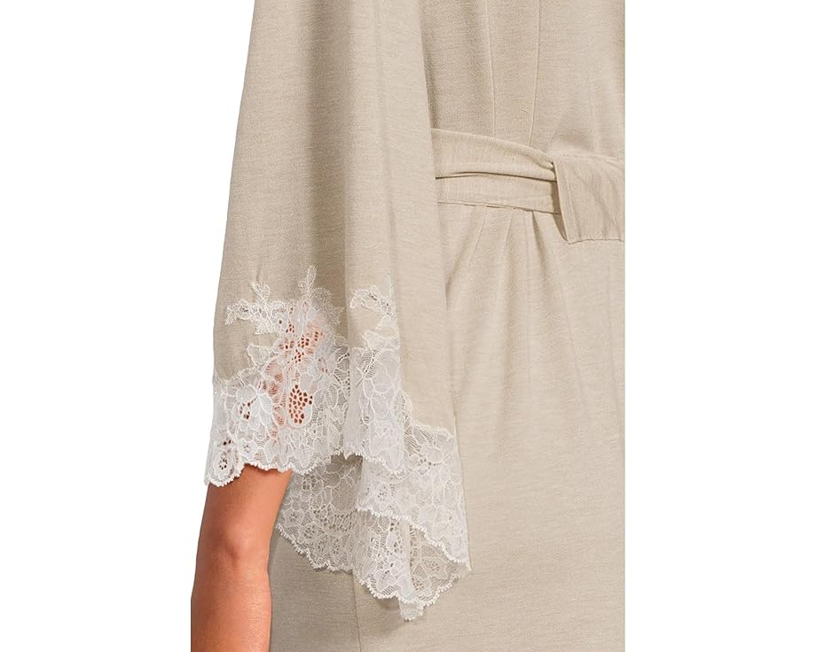 Халат Luxe Shangri-La из мягкого микса модала с поясом и карманами Natori