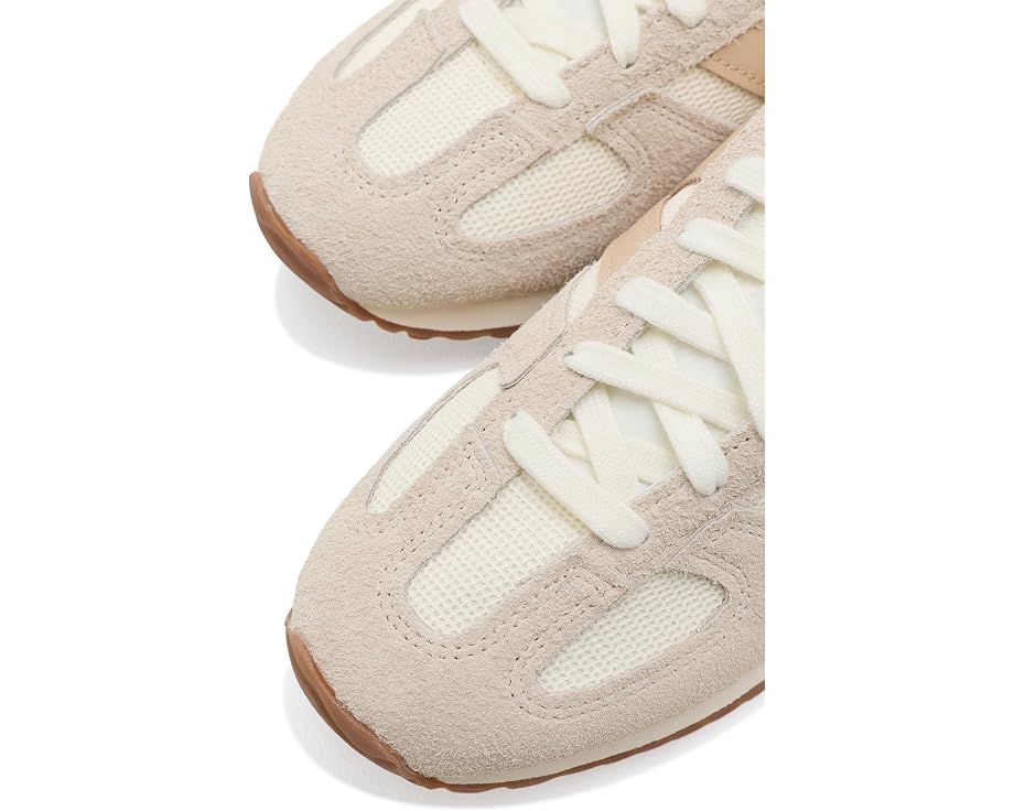New Balance 471 кроссовки в ретро-стиле. С замшевым верхом и фирменным логотипом N