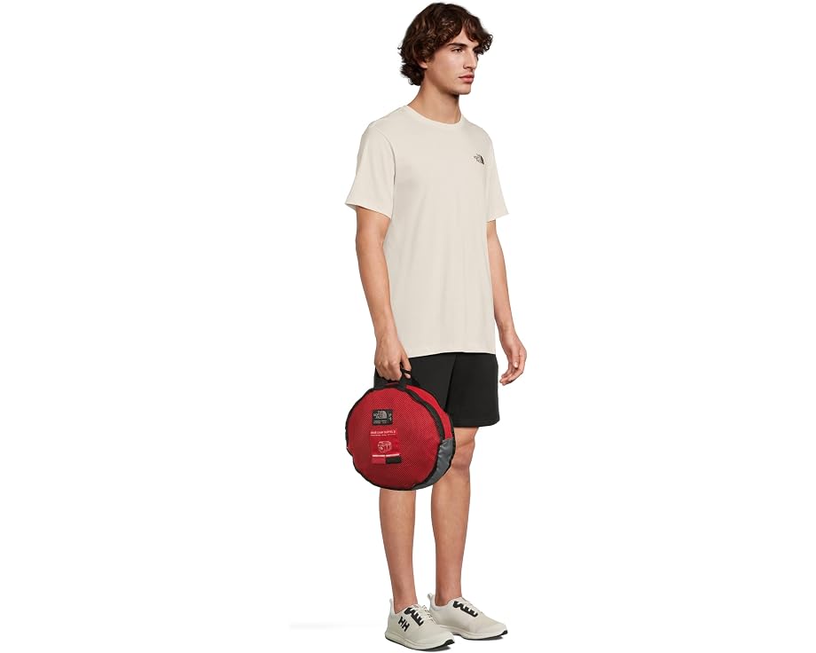 Дорожная сумка The North Face Base Camp Duffel S из переработанного полиэстера