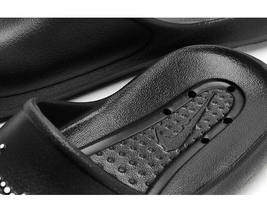Сланцы Nike Victori One Shower Slide с мягкой пеной и противоскользящей подошвой