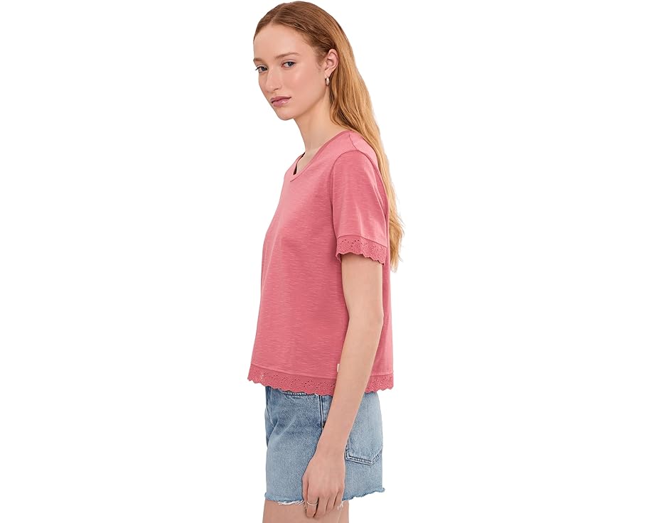 Футболка Clara Tee с кружевной отделкой из органического хлопка и TENCEL Toad&Co