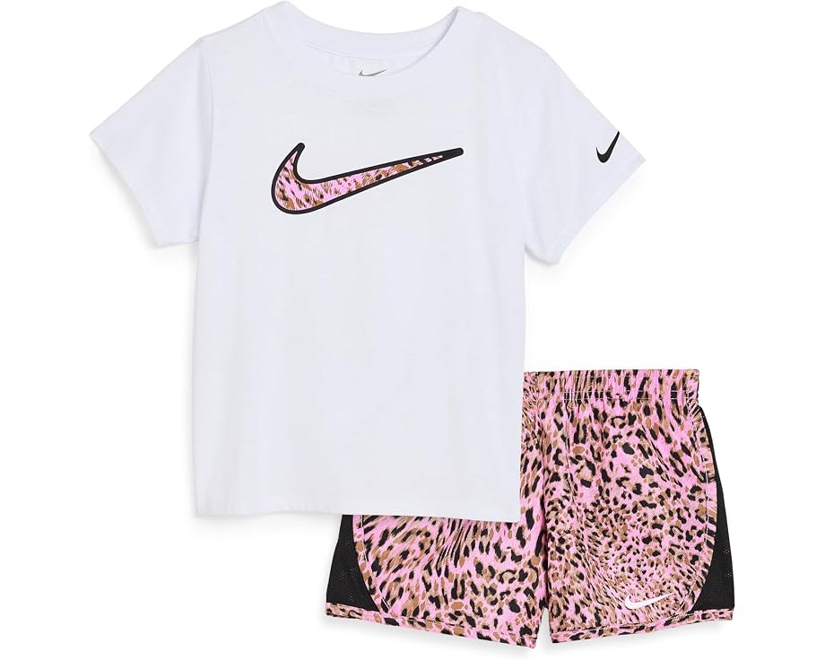 Комплект Nike из футболки и шорт Tempo для детей