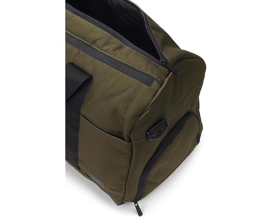 Дорожная сумка Herschel Supply Co. Tech Novel с отделением для обуви и ноутбука