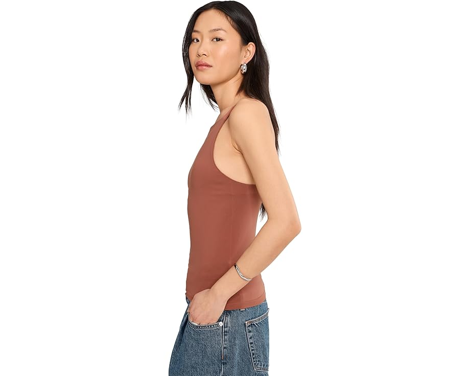Топ-ками Round Two от Free People с высоким вырезом