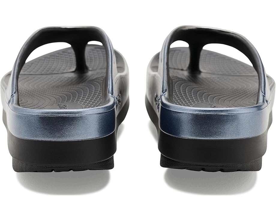 Сандалии OOFOS Oomega Oolala Luxe Thong на платформе 4 см
