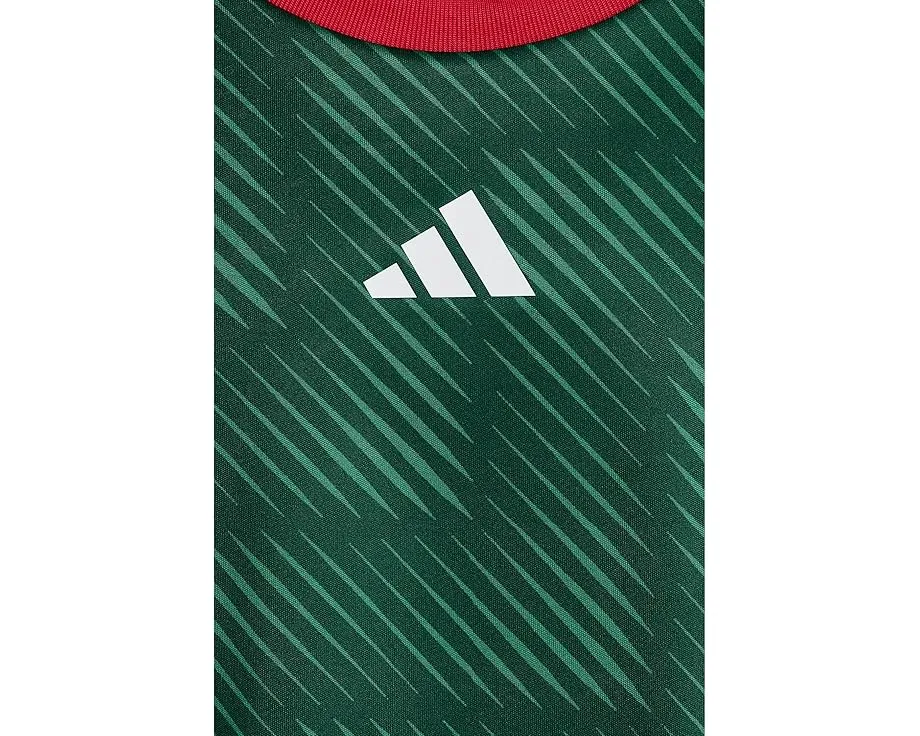 Топ adidas Kids Aop World Soccer с дизайном Чемпионата мира из переработанного полиэстера