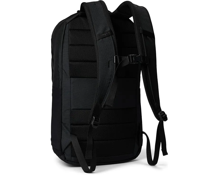 Рюкзак Cotopaxi Allpa 26L с отделением для ноутбука и панелью для багажа
