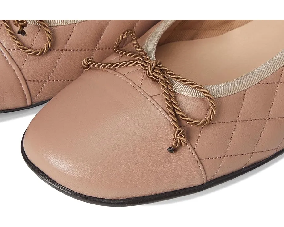 Туфли French Sole Passport-R со стеганым узором и декоративными шпильками