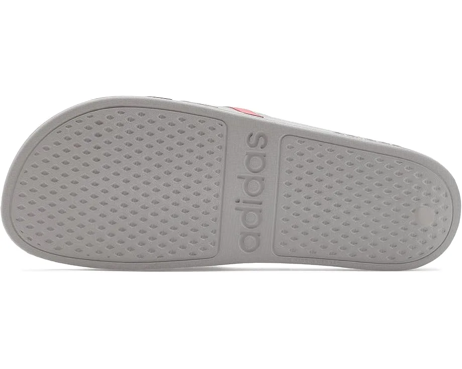 Сланцы adidas Adilette Aqua с мягкой стелькой Cloudfoam и фирменными полосками