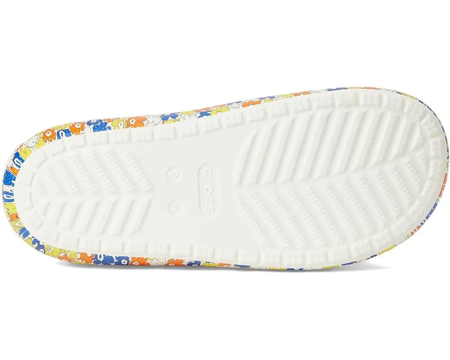 Сланцы Crocs в коллаборации с Marimekko и цветочным принтом Unikko