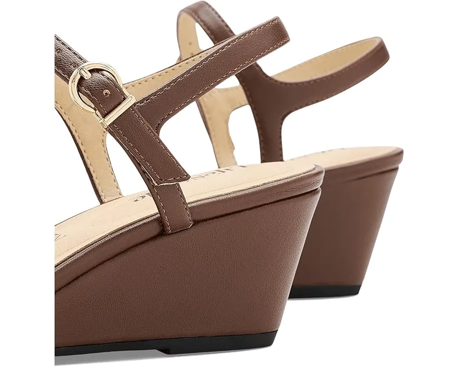 Сандалии LifeStride Sawyer Strappy с регулируемым ремешком на щиколотке и клиновидным каблуком