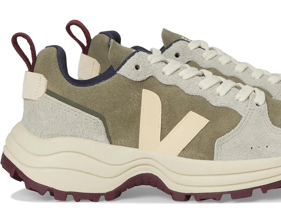 Кроссовки VEJA Venturi II из переработанных материалов