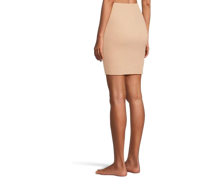 Комбинация Commando Half Slip с утягивающими шортами