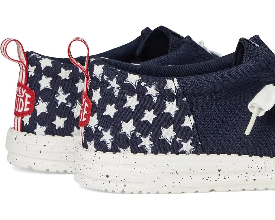 Кроссовки Hey Dude Wally Funk Americana Stars с круглым носком и съемной стелькой